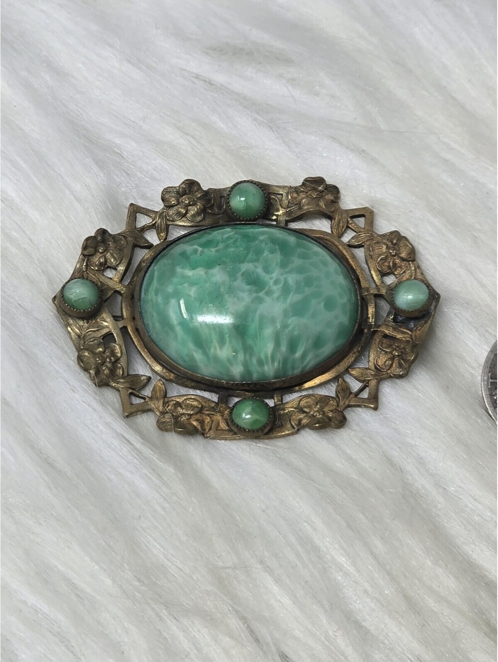 Vintage Czech Brooch Green Peking Art Glass Cabochon Floral